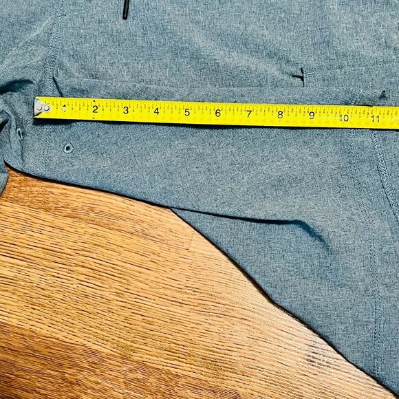 Oakley Hybrid Drawstring Mens 40" Golf Shorts 10" Inseam Cargo Flat Front - Picture 6 of 7